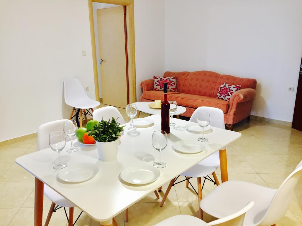 Sea And Sun Apartments Sarande Ruang foto
